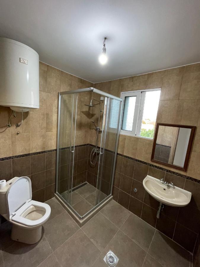 Entire Spacious Apartment With Free Parking Podgorica Exterior foto